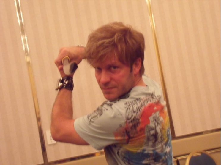 Vic Mignogna