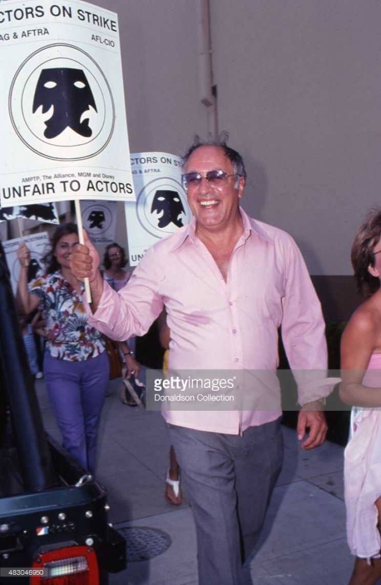 Vic Tayback