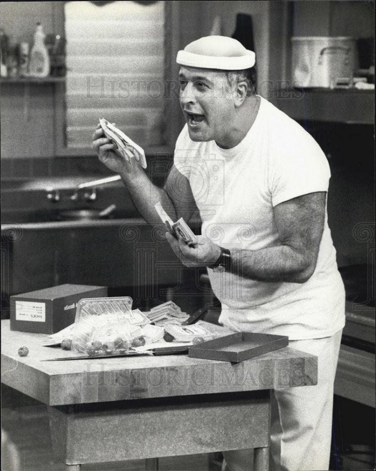 Vic Tayback