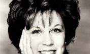 Vicki Lawrence