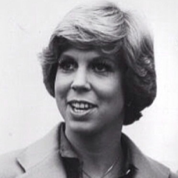 Vicki Lawrence