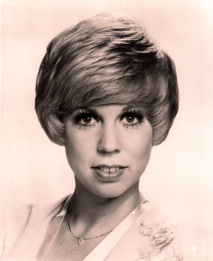 Vicki Lawrence