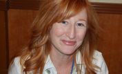 Vicki Lewis