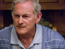 Victor Garber