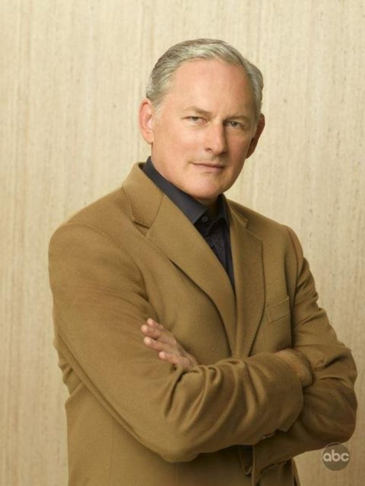 Victor Garber