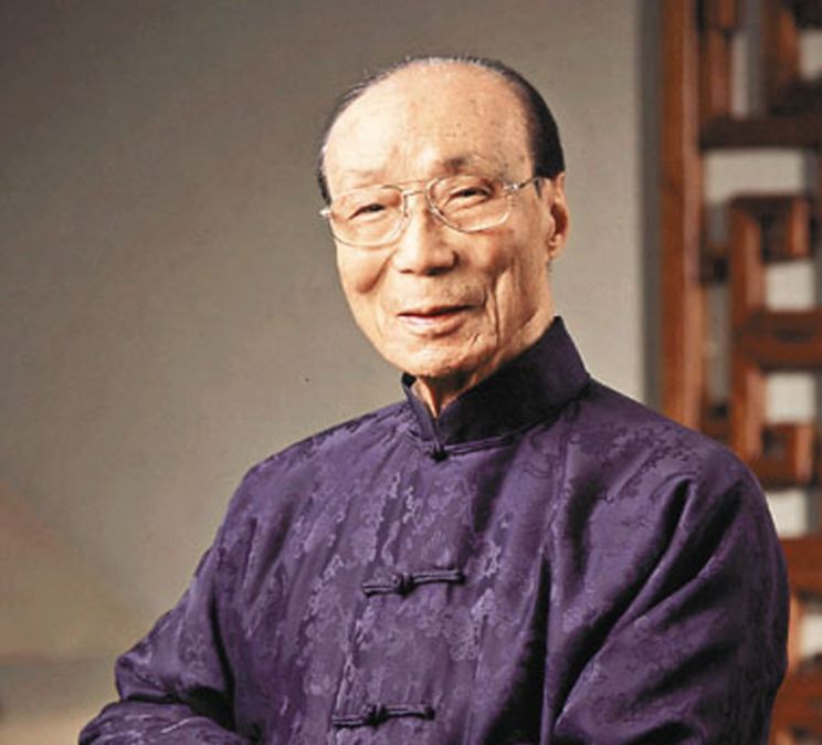 Victor Sen Yung