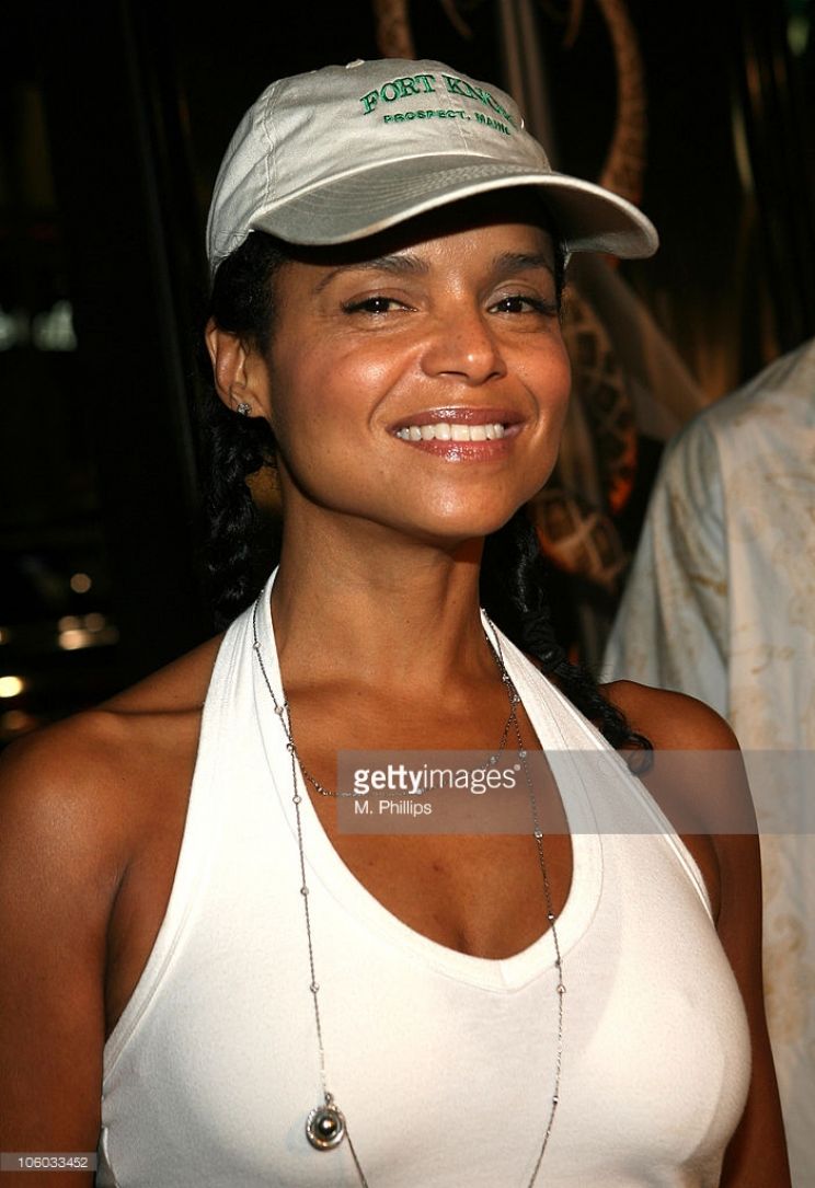 Victoria Rowell