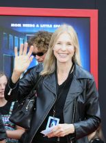 Victoria Tennant photo