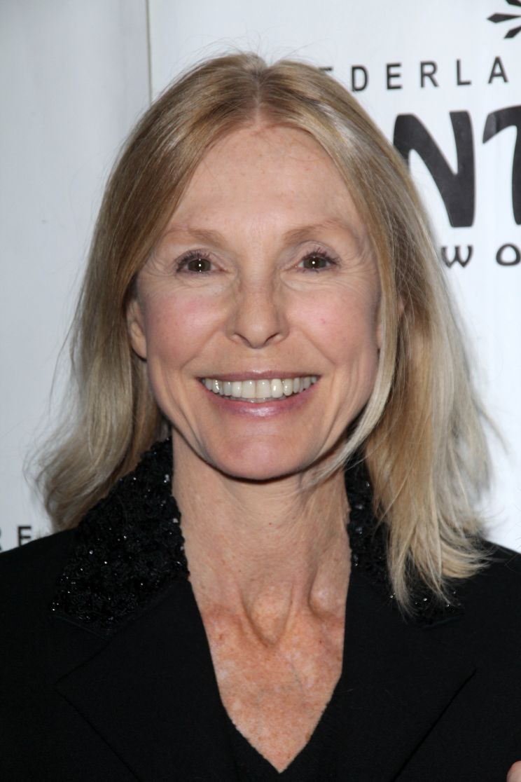 Victoria Tennant