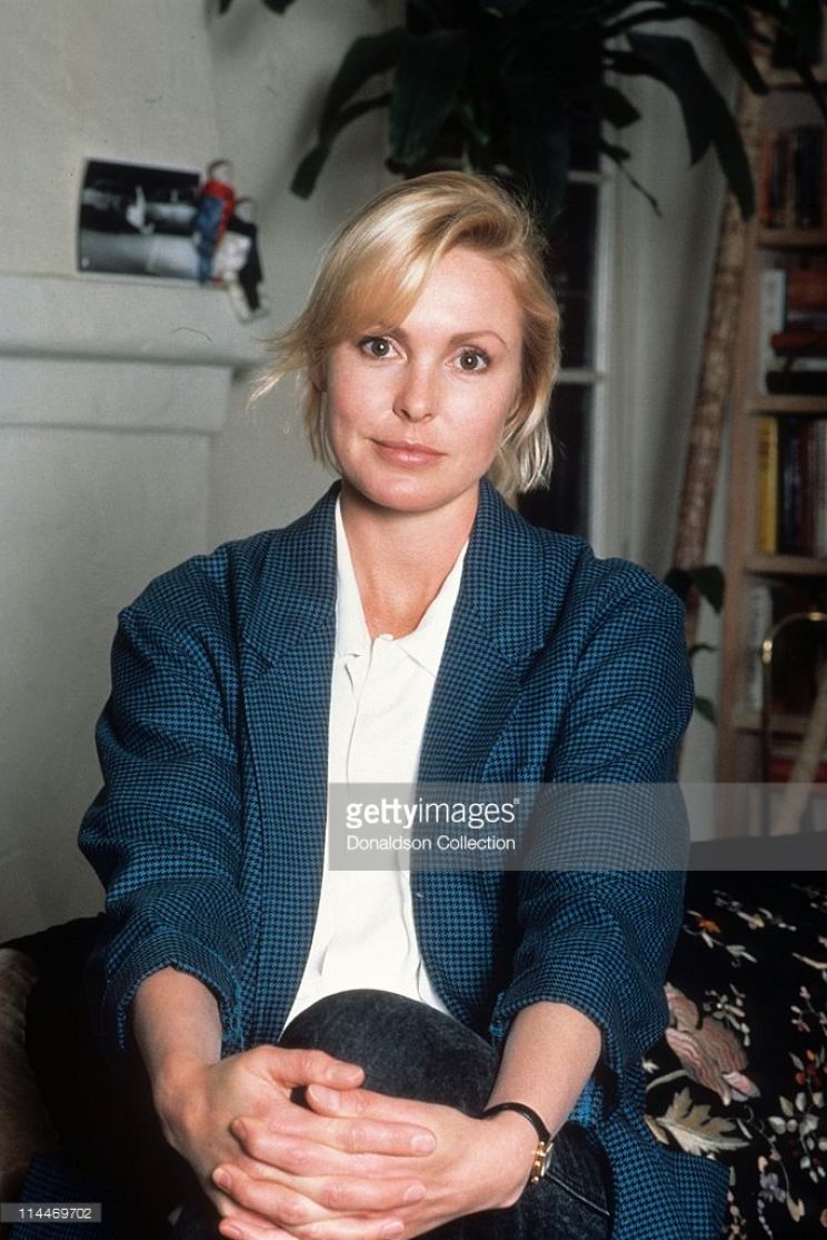 Victoria Tennant