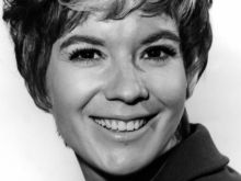 Vikki Carr #1613340 picture (Landscape Medium)