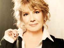 Vikki Carr