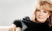 Vikki Carr