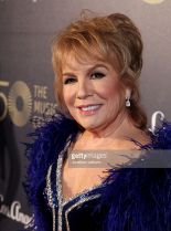 Vikki Carr #1613344 picture (Portrait Medium)