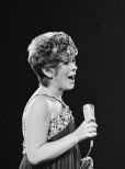 Vikki Carr