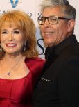 Vikki Carr