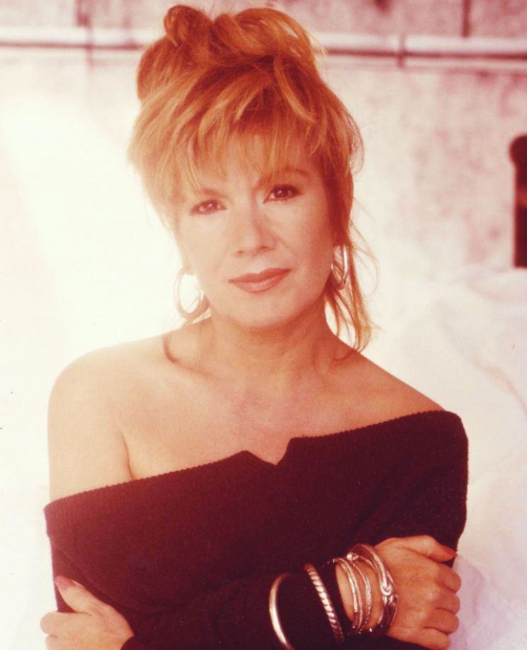Vikki Carr