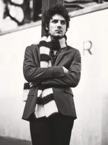 Vincent Lacoste photo
