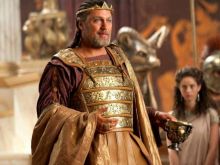 Vincent Regan