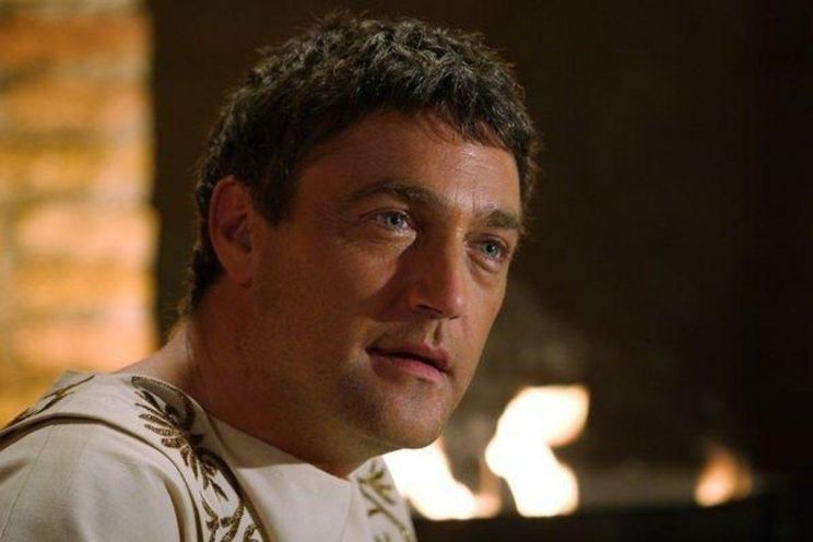 Vincent Regan