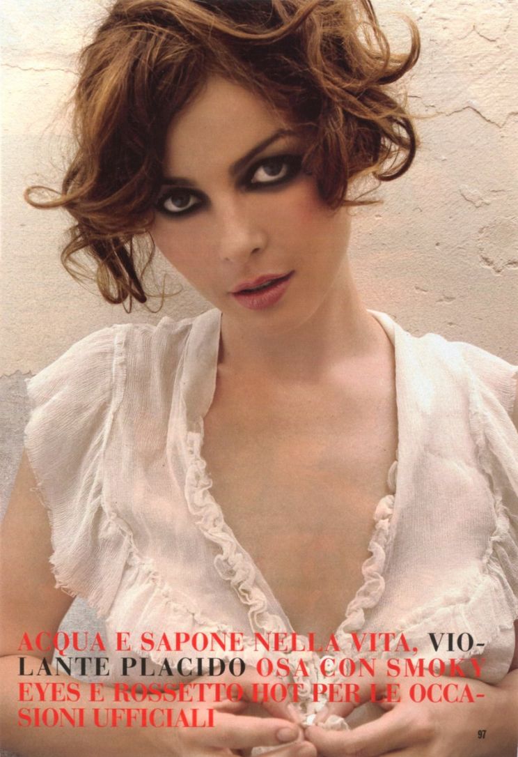 Violante Placido