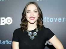 Violett Beane