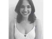 Violett Beane photo