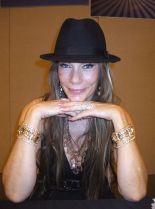 Virginia Hey