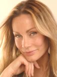 Virginia Hey