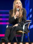 Virginia Hey