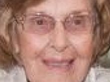Vivian Schmitt photo