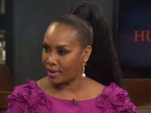 Vivica A. Fox photo
