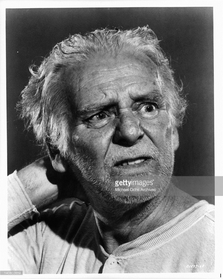 Wallace Ford
