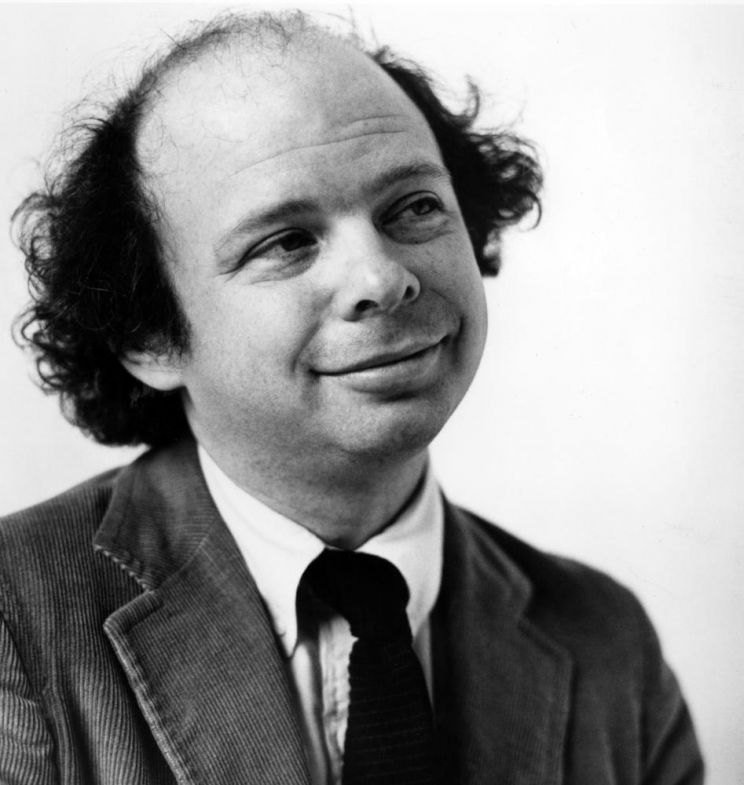 Wallace Shawn