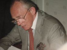 Wally Wingert