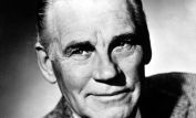 Walter Huston