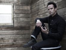 Walton Goggins