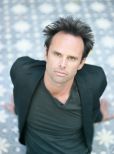 Walton Goggins