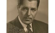 Warner Baxter