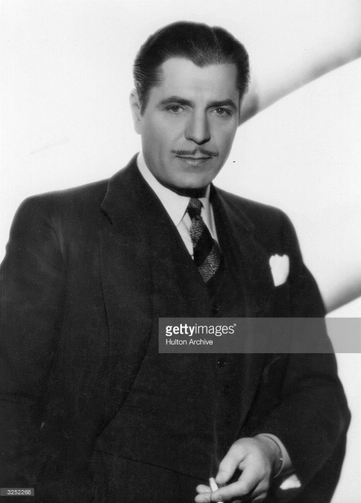 Warner Baxter