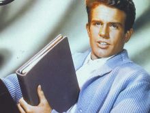 Warren Beatty photo