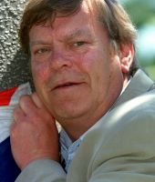 Warren Clarke