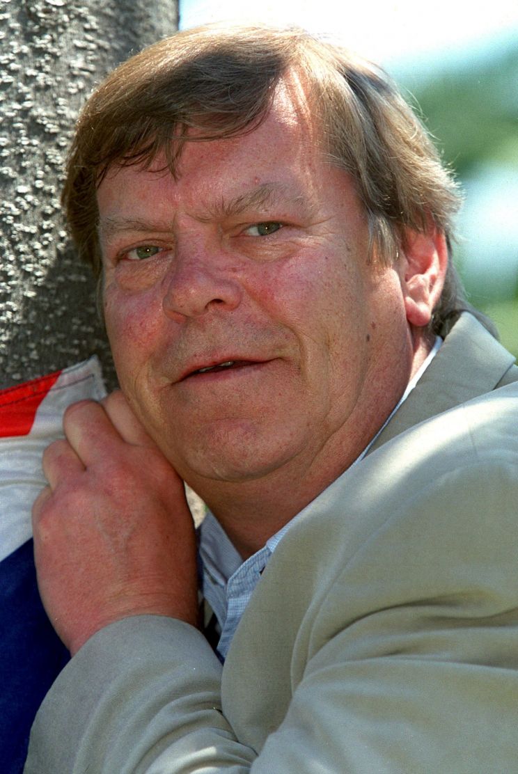 Warren Clarke