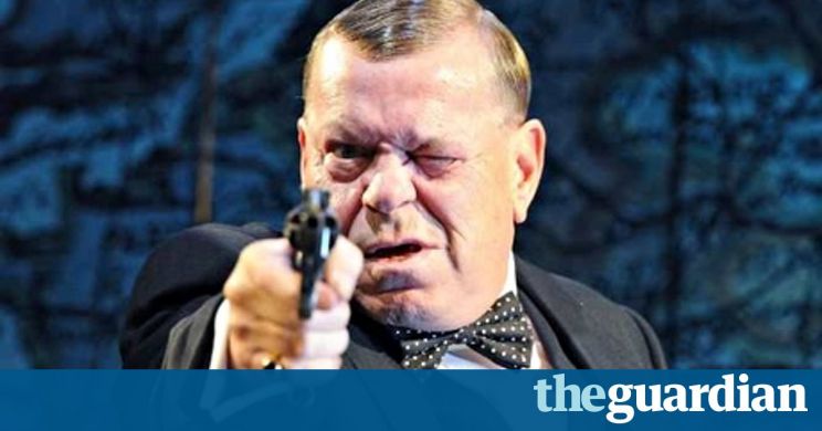 Warren Clarke