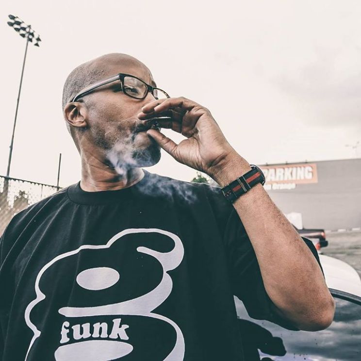 Warren G.
