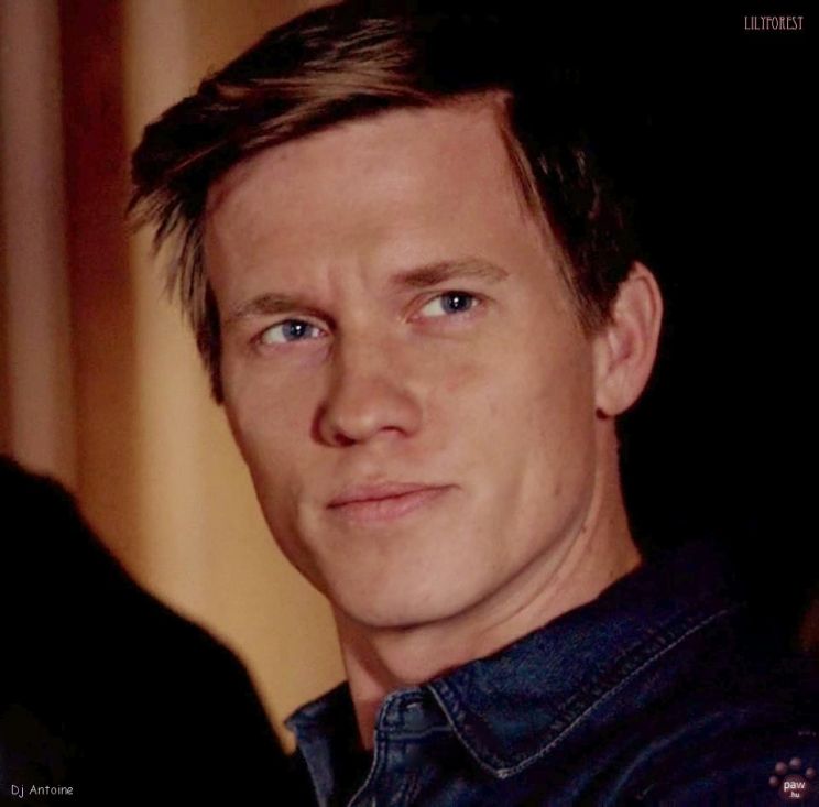 Warren Kole