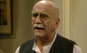 Warren Mitchell