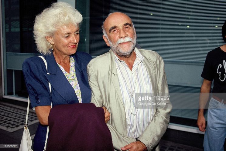 Warren Mitchell