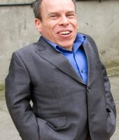 Warwick Davis