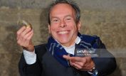 Warwick Davis